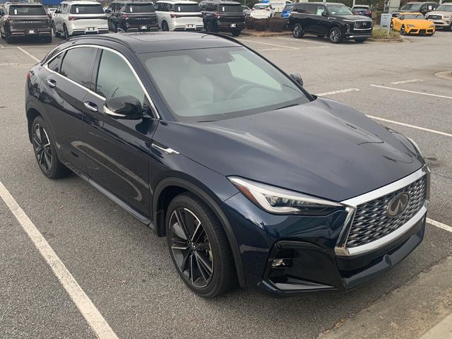 2022 INFINITI QX55 Essential