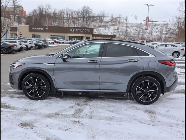 2022 INFINITI QX55 Essential