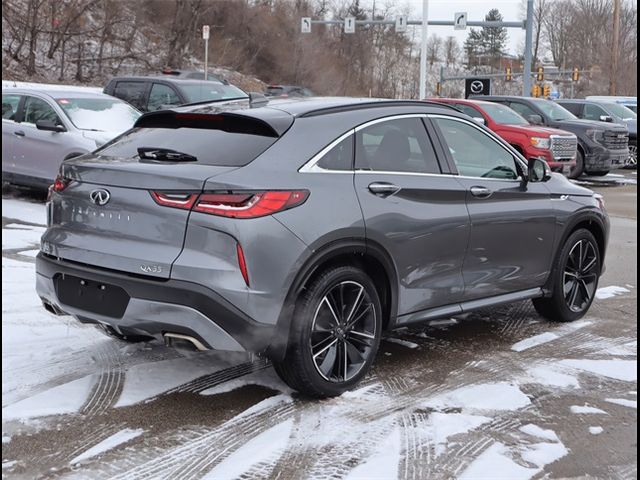 2022 INFINITI QX55 Essential