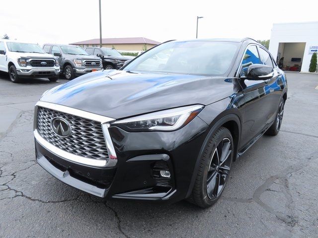 2022 INFINITI QX55 Essential