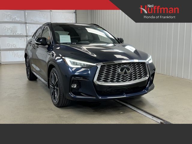 2022 INFINITI QX55 Essential