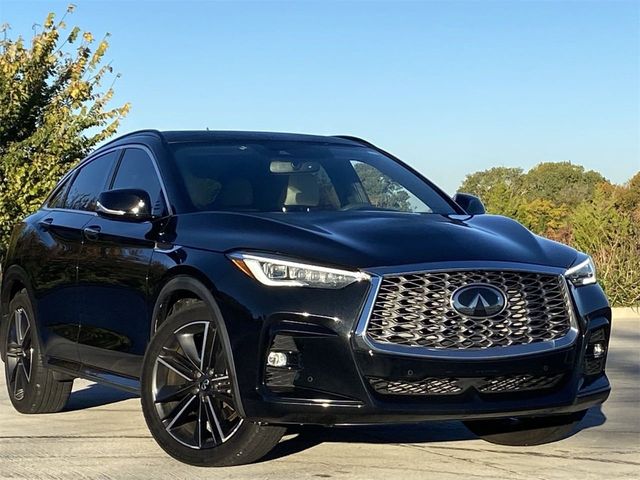 2022 INFINITI QX55 Essential