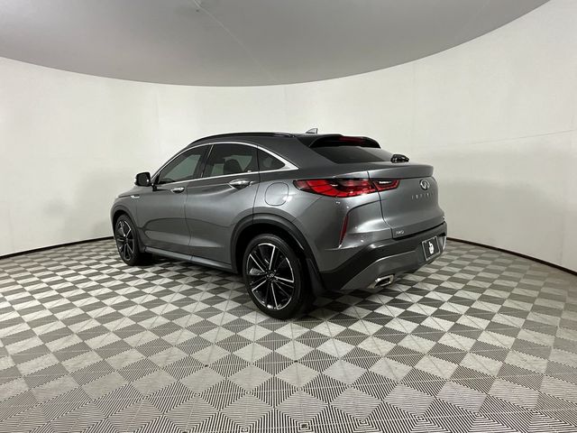 2022 INFINITI QX55 Essential