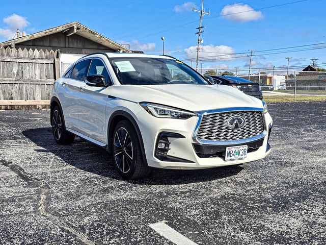 2022 INFINITI QX55 Essential