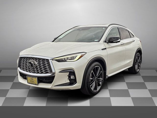 2022 INFINITI QX55 Essential