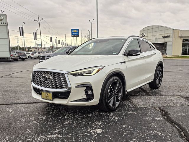 2022 INFINITI QX55 Essential