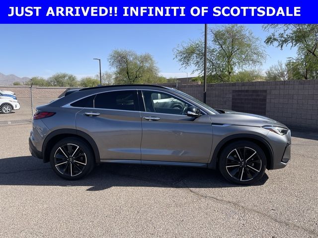 2022 INFINITI QX55 Essential