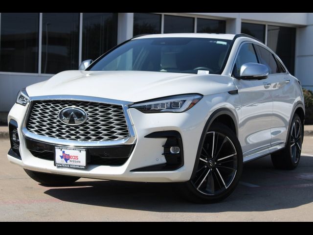 2022 INFINITI QX55 Essential