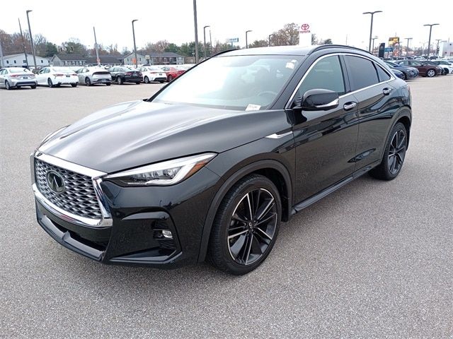 2022 INFINITI QX55 Essential