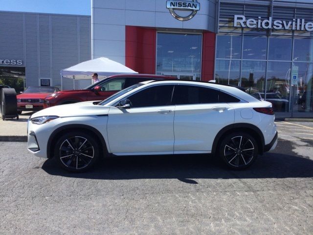 2022 INFINITI QX55 Luxe