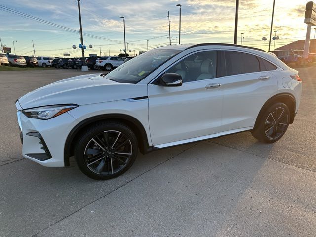 2022 INFINITI QX55 Luxe