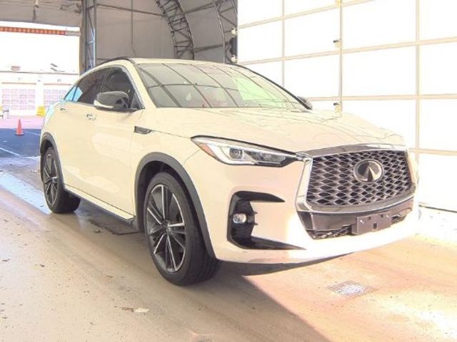 2022 INFINITI QX55 Luxe