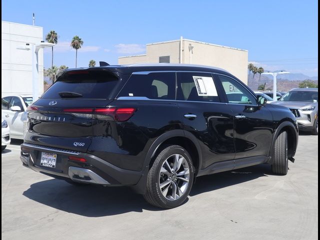 2022 INFINITI QX60 Luxe