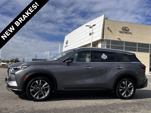 2022 INFINITI QX60 Luxe