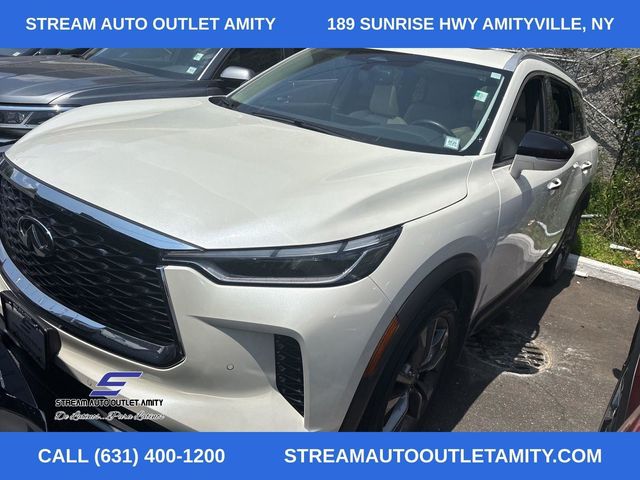 2022 INFINITI QX60 Luxe