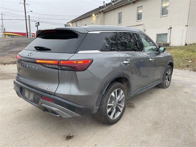 2022 INFINITI QX60 Luxe