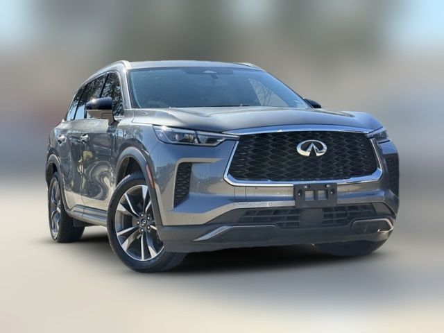 2022 INFINITI QX60 Luxe