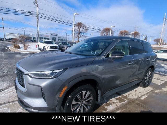 2022 INFINITI QX60 Pure