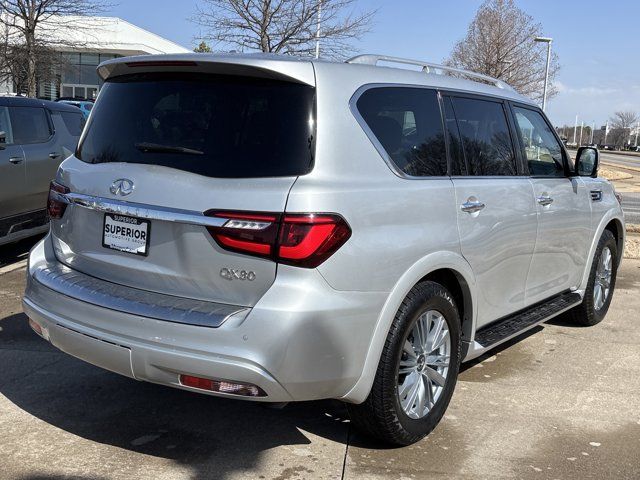 2022 INFINITI QX80 Luxe