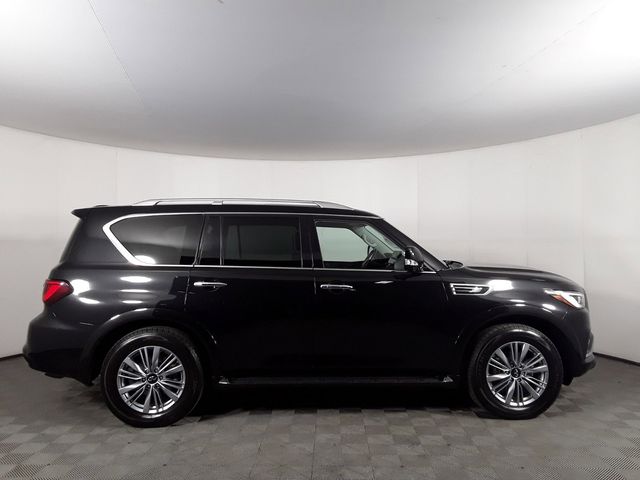 2022 INFINITI QX80 Luxe