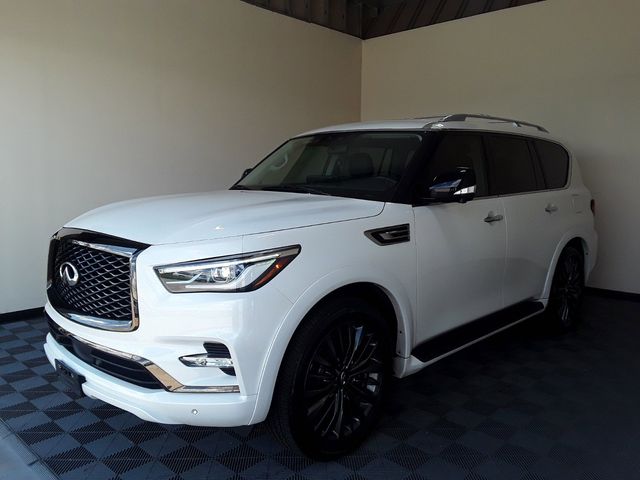 2022 INFINITI QX80 Premium Select