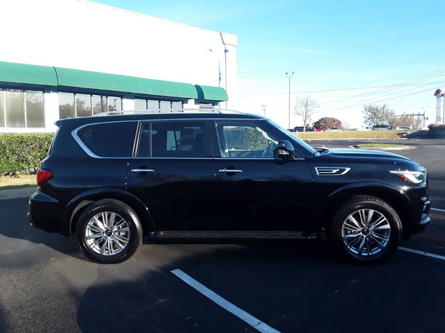 2022 INFINITI QX80 Luxe