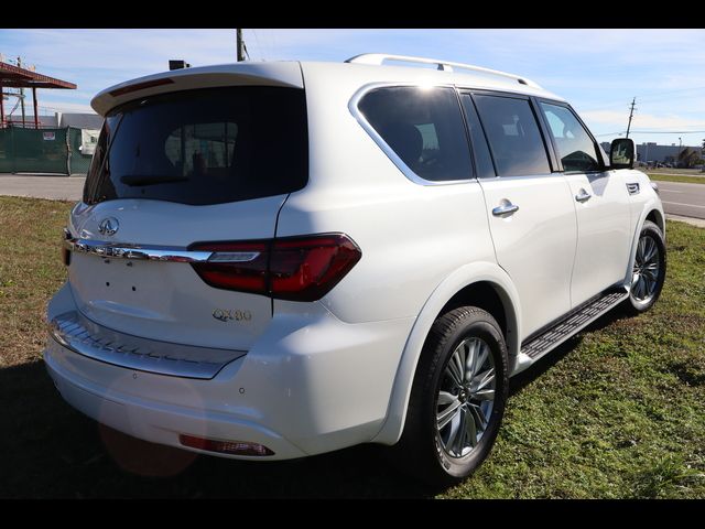 2022 INFINITI QX80 Luxe