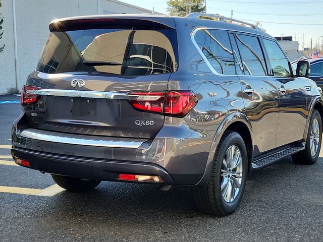 2022 INFINITI QX80 Luxe