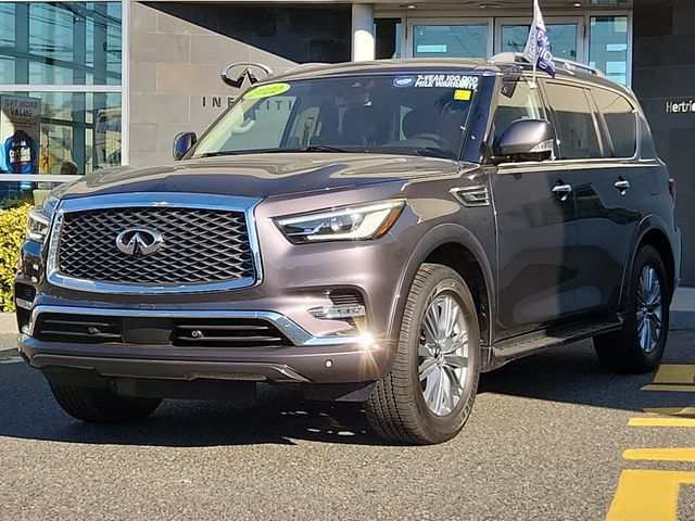 2022 INFINITI QX80 Luxe