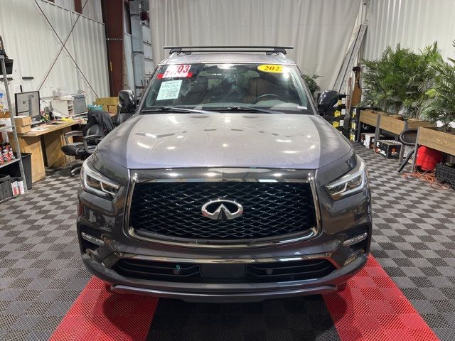 2022 INFINITI QX80 Luxe