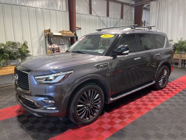 2022 INFINITI QX80 Luxe