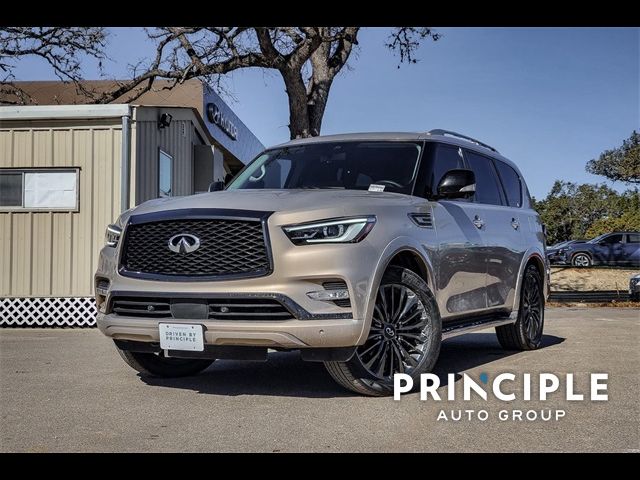 2022 INFINITI QX80 Luxe