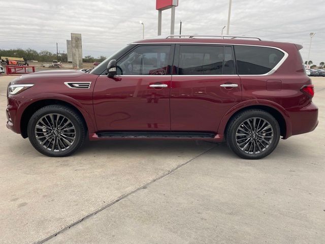 2022 INFINITI QX80 Premium Select