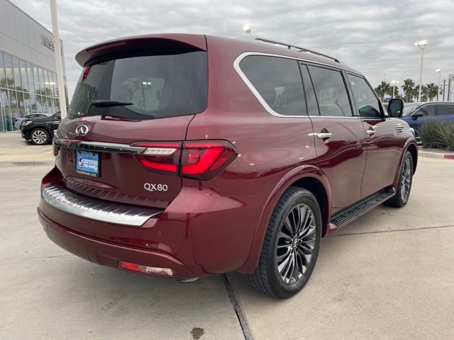 2022 INFINITI QX80 Premium Select