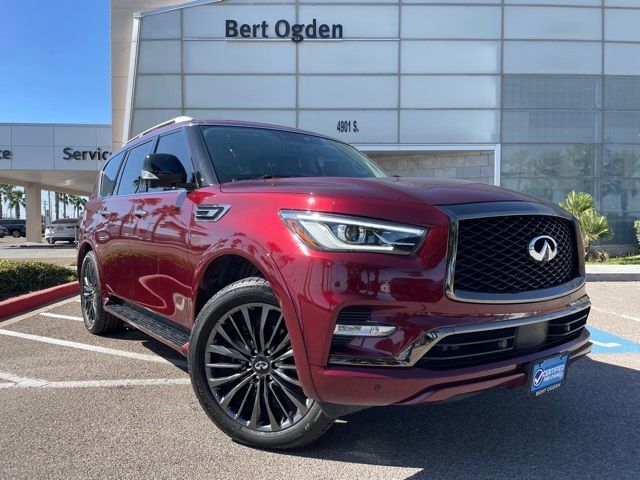 2022 INFINITI QX80 Premium Select