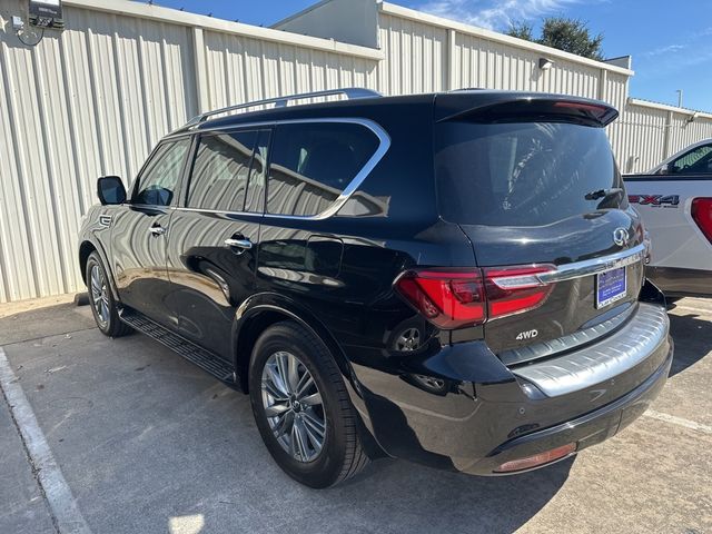 2022 INFINITI QX80 Luxe