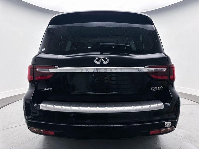 2022 INFINITI QX80 Luxe