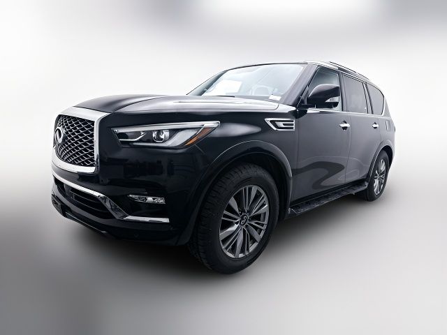 2022 INFINITI QX80 Luxe