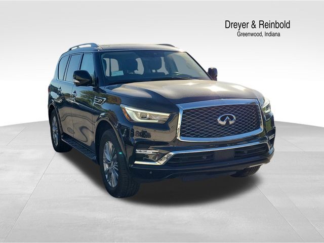 2022 INFINITI QX80 Luxe