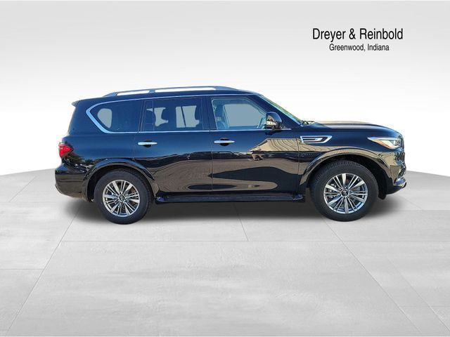 2022 INFINITI QX80 Luxe