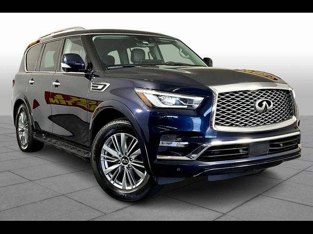 2022 INFINITI QX80 Luxe