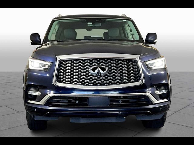 2022 INFINITI QX80 Luxe