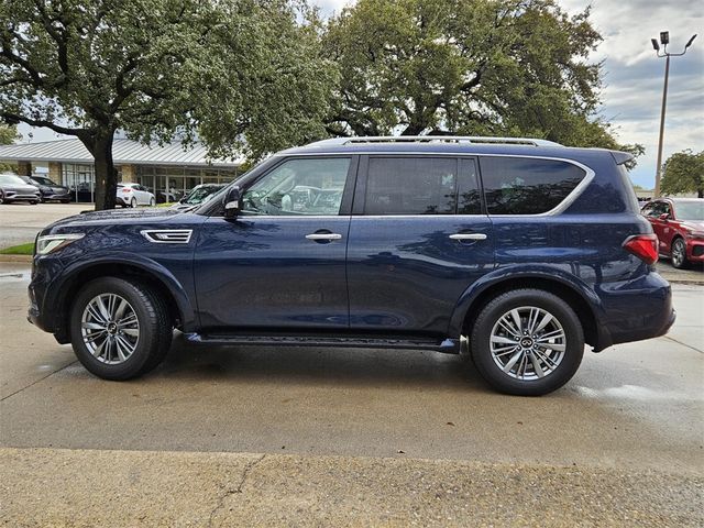 2022 INFINITI QX80 Luxe