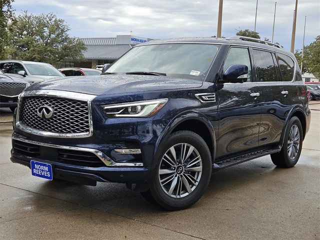 2022 INFINITI QX80 Luxe