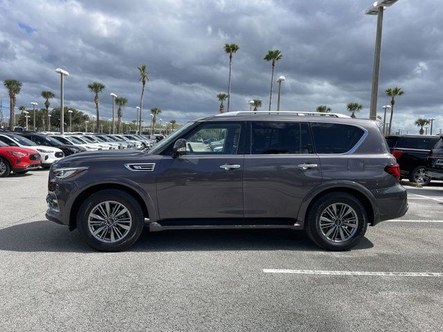 2022 INFINITI QX80 Luxe