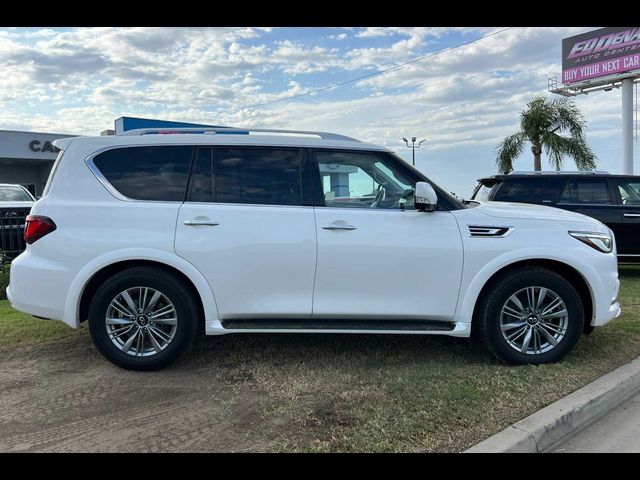 2022 INFINITI QX80 Luxe