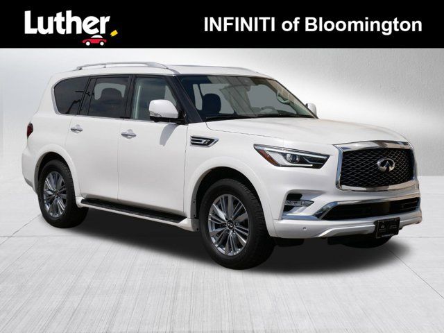 2022 INFINITI QX80 Luxe