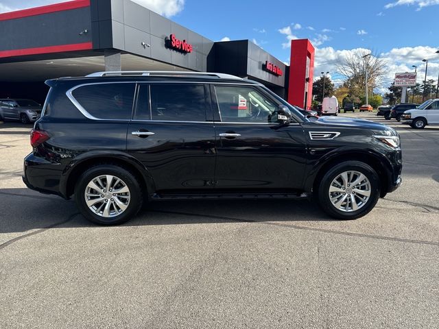 2022 INFINITI QX80 Luxe