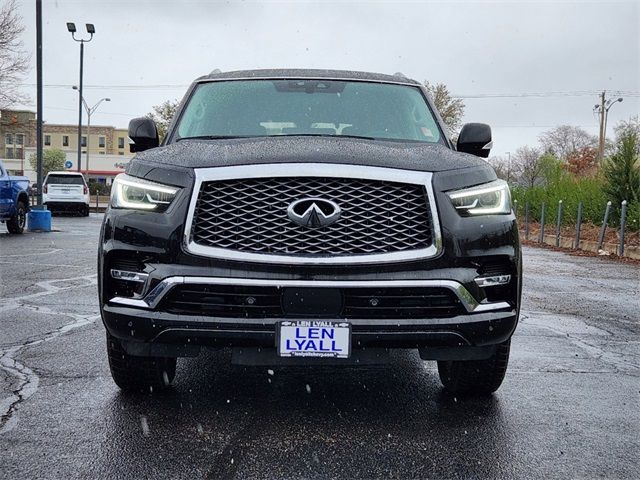 2022 INFINITI QX80 Luxe