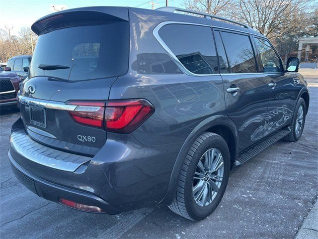 2022 INFINITI QX80 Luxe